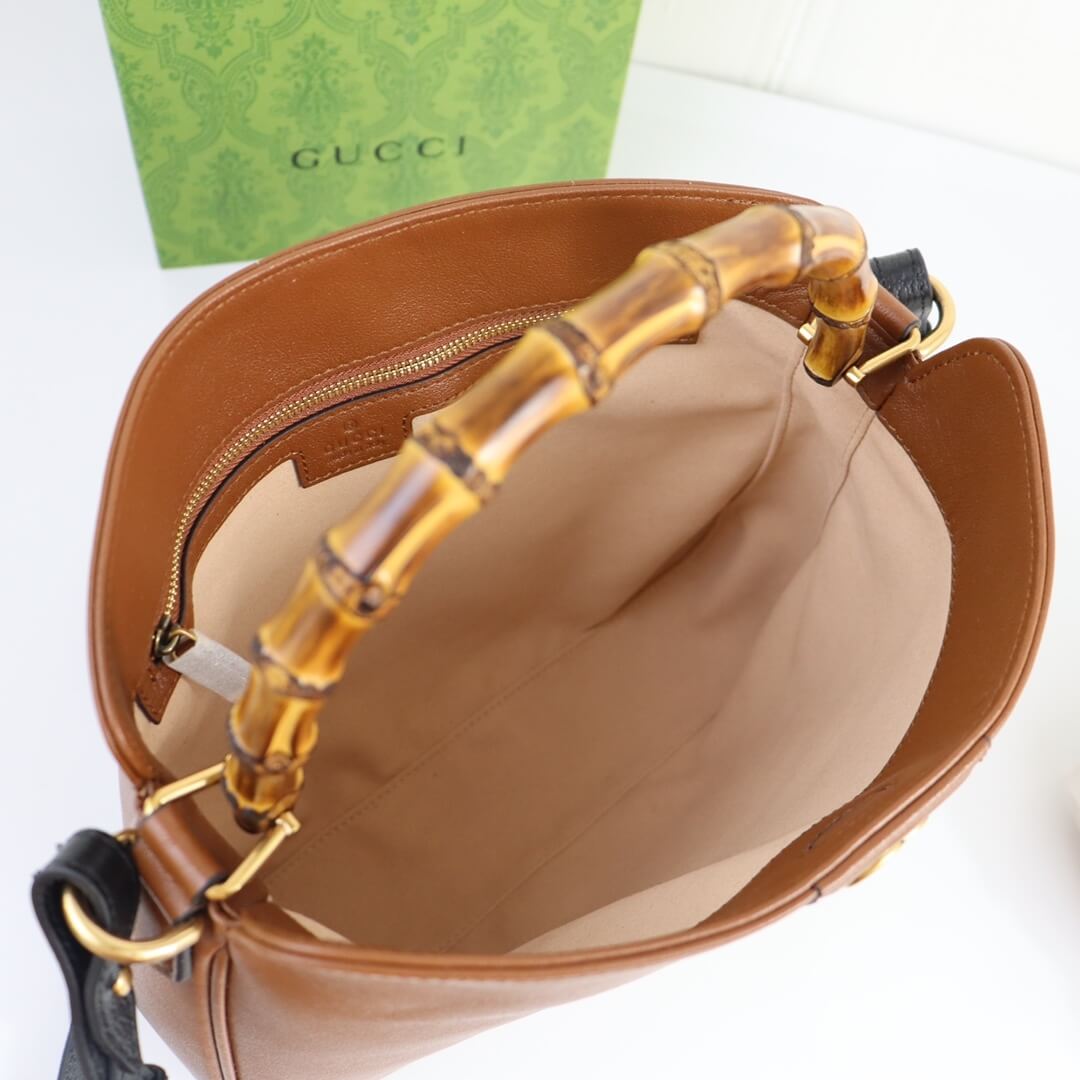 Gucci Diana Medium Shoulder Bag - Image 8