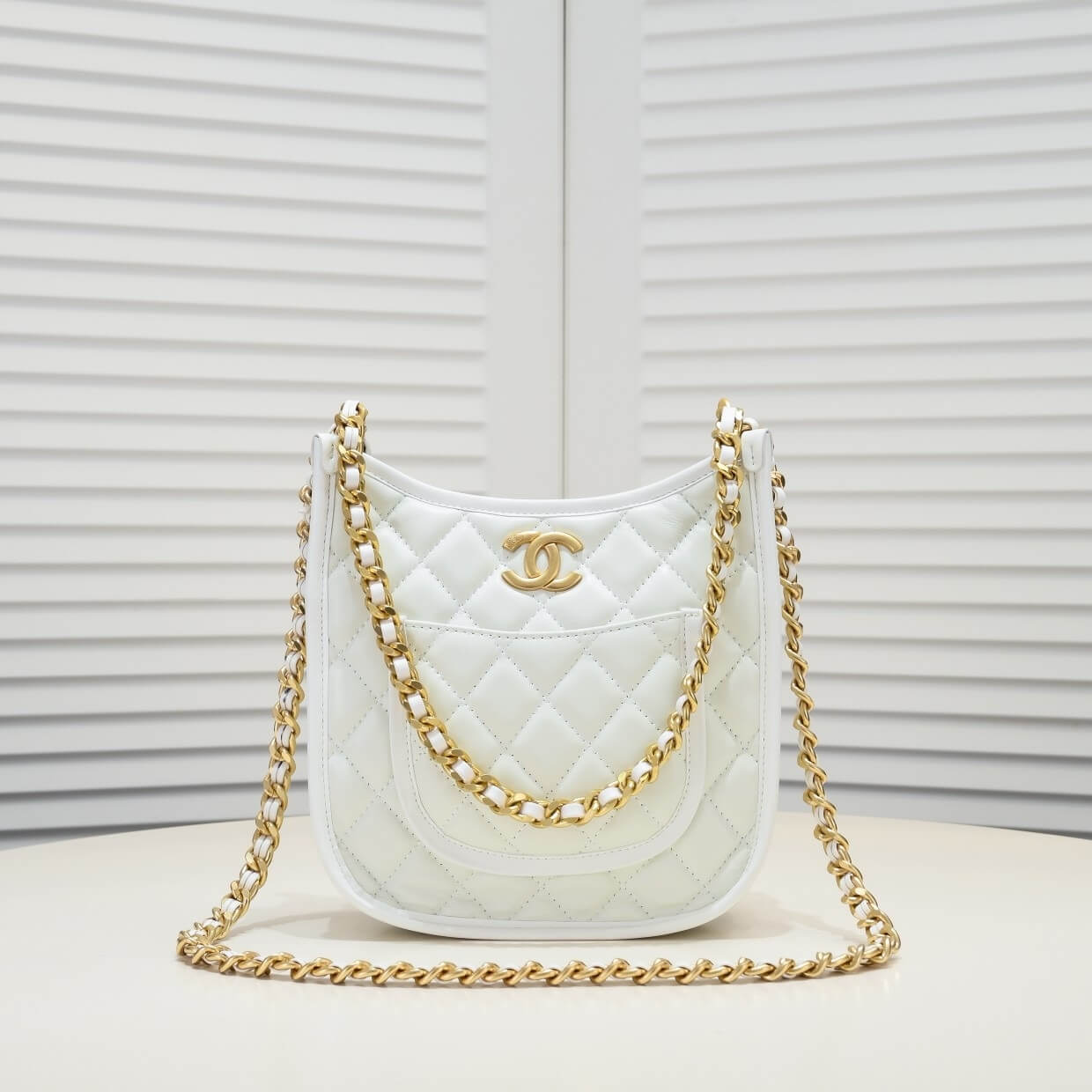 Chanel HOBO HANDBAG - Image 2