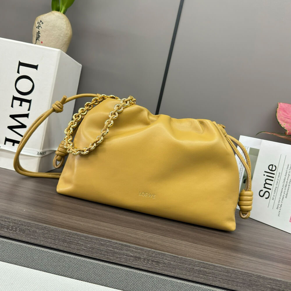 Sahara Loewe Medium Flamenco purse in mellow nappa lambskin - Image 2