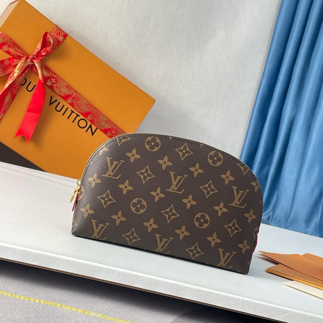 LV Cosmetic Pouch MM - Image 2