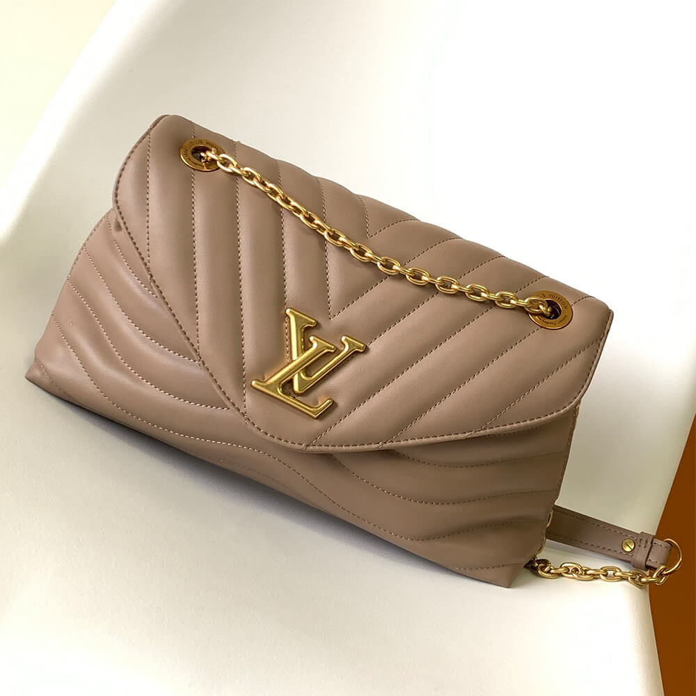 LV New Wave Chain Bag GM - Image 2