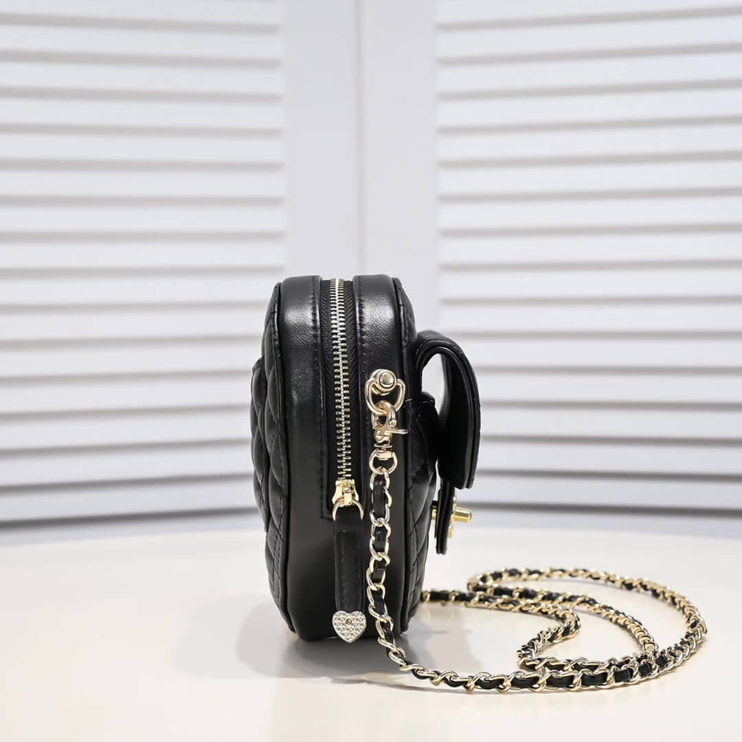 Chanel love bag - Image 3