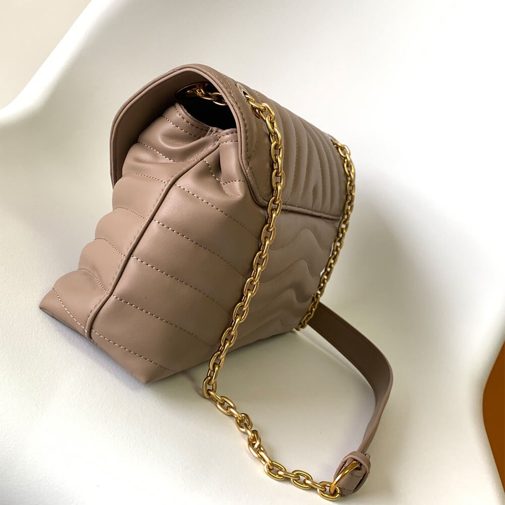 LV New Wave Chain Bag GM - Image 3