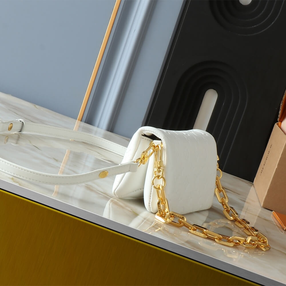 LV Pochette Coussin - Image 3