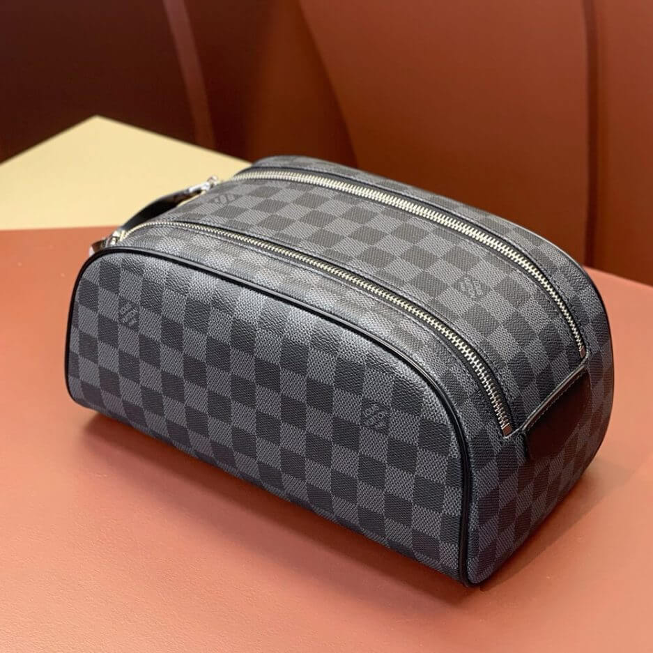 LV Dopp Kit - Image 3