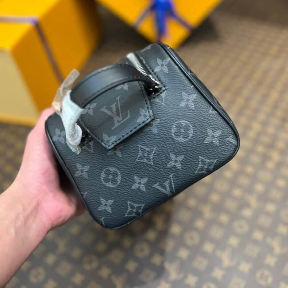 LV Dopp Kit - Image 3