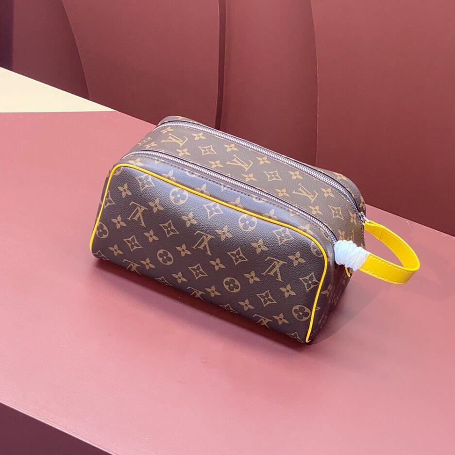 LV Dopp Kit - Image 3