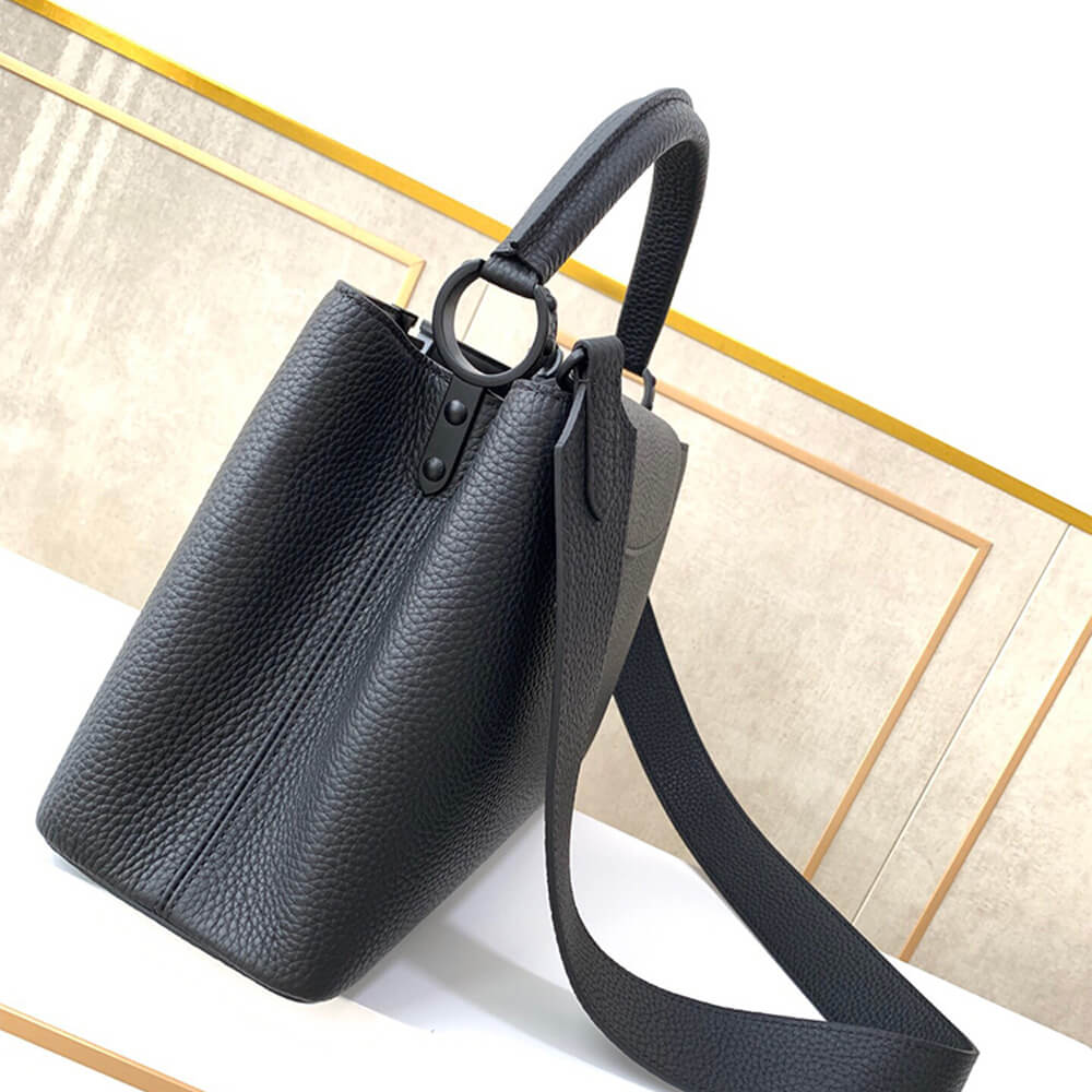 Louis Vuitton CAPUCINES MM - Image 4