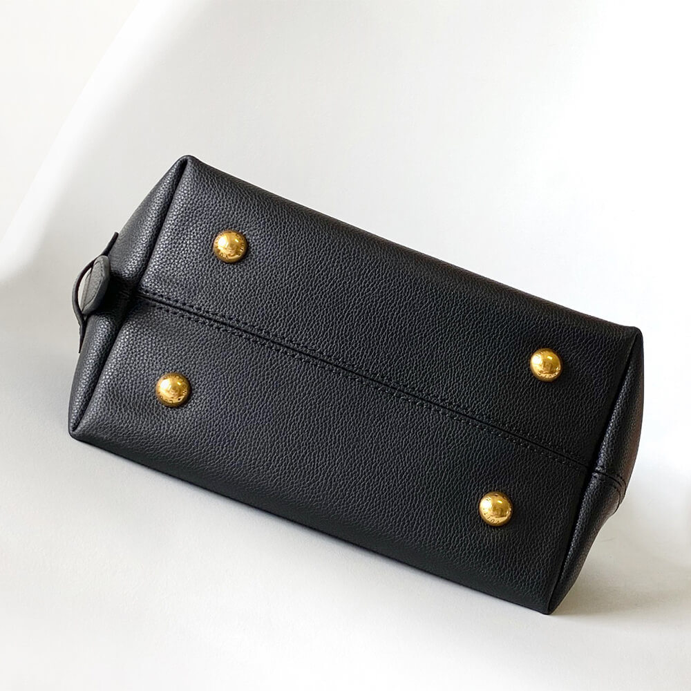 LV Low Key Hobo PM - Image 5