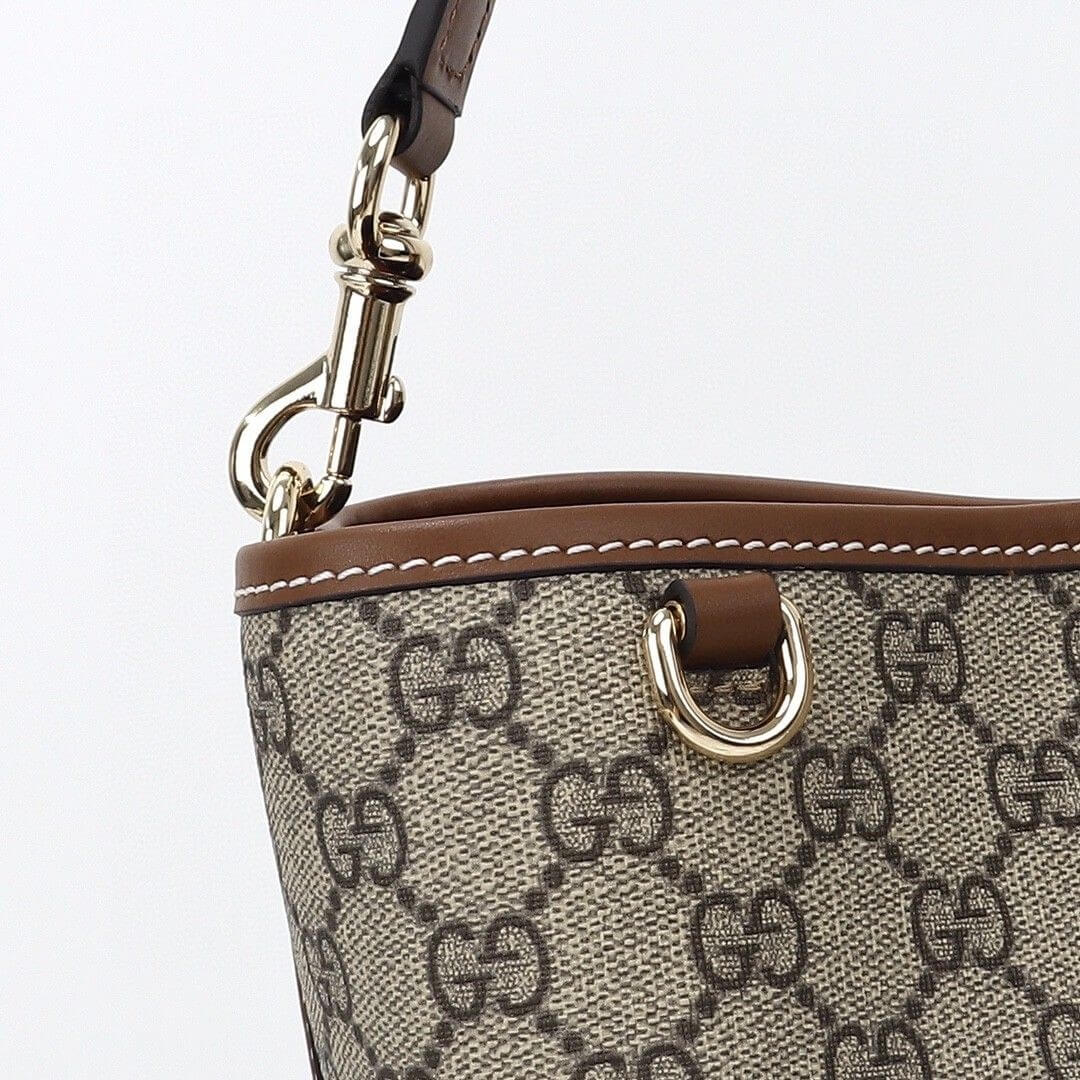 GG Emblem small shoulder bag - Image 6