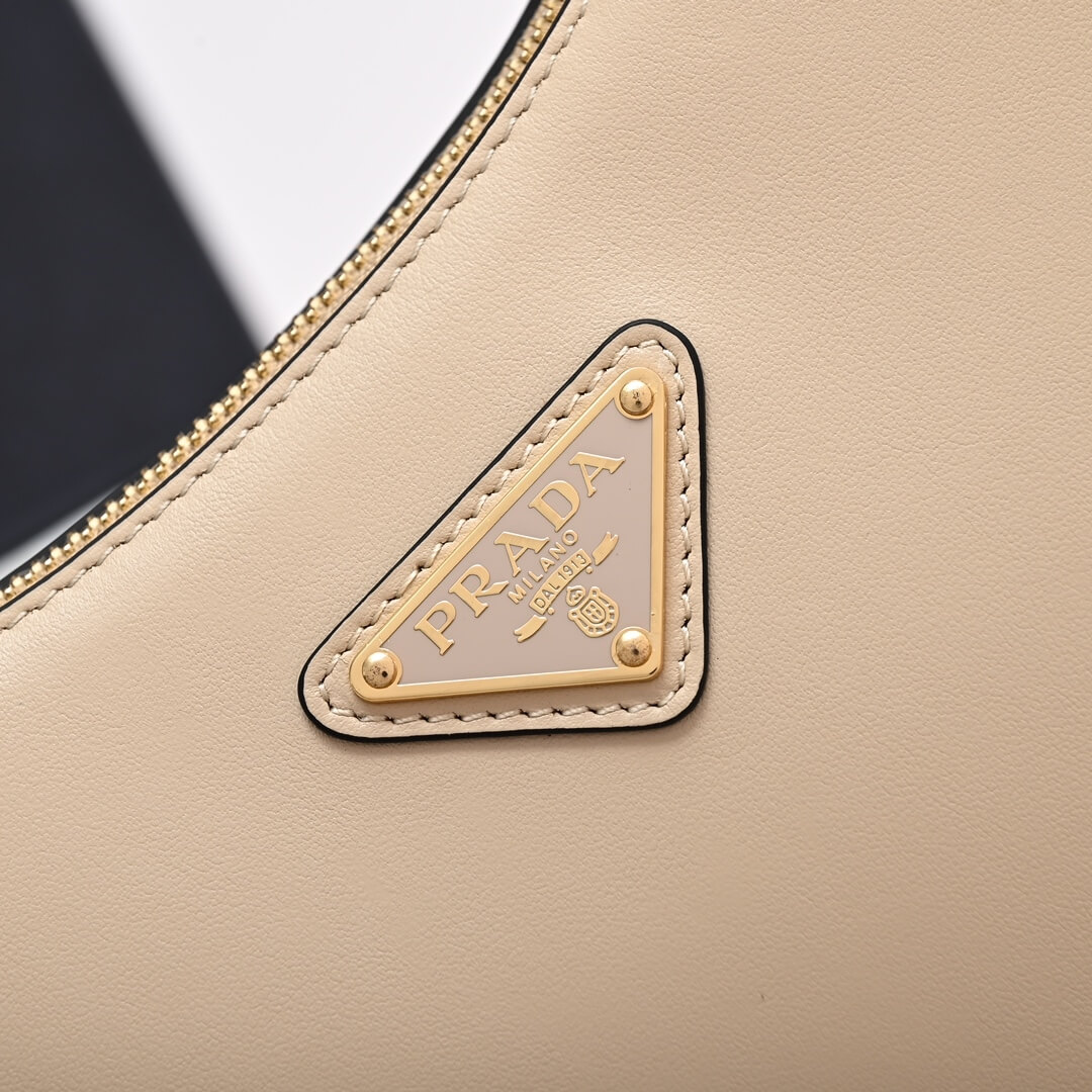 Prada Arque small leather shoulder bag - Image 6