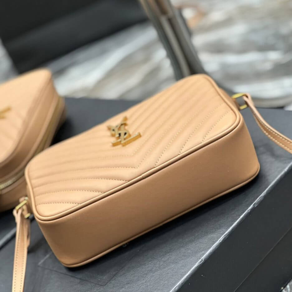 BROWN YSL LOU CAMERA BAG IN QUILTED LEATHER - Image 6