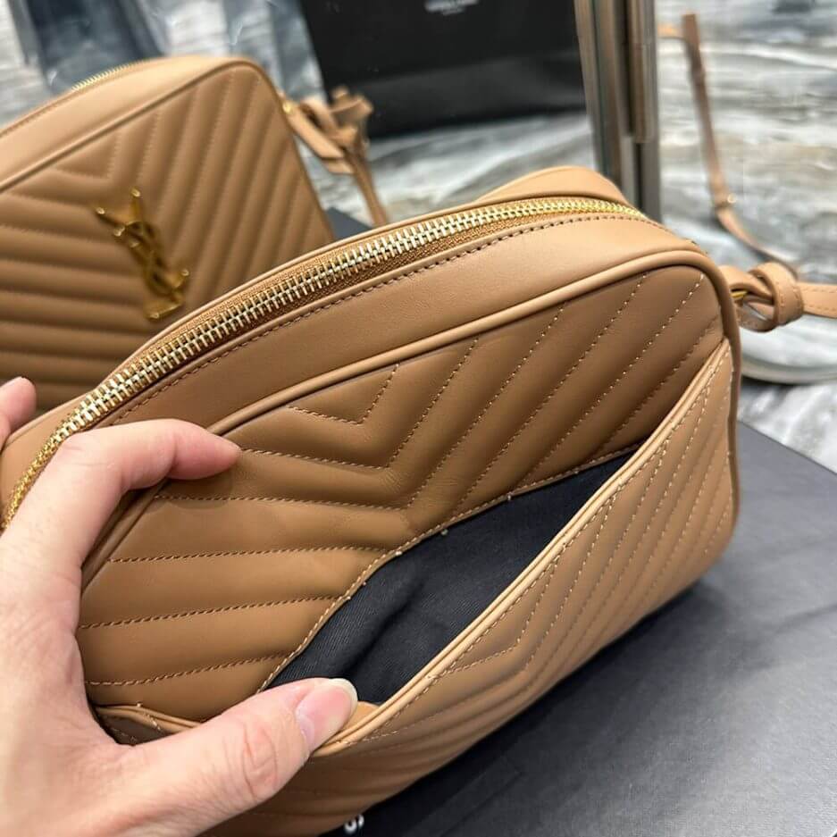 BROWN YSL LOU CAMERA BAG IN QUILTED LEATHER - Image 7