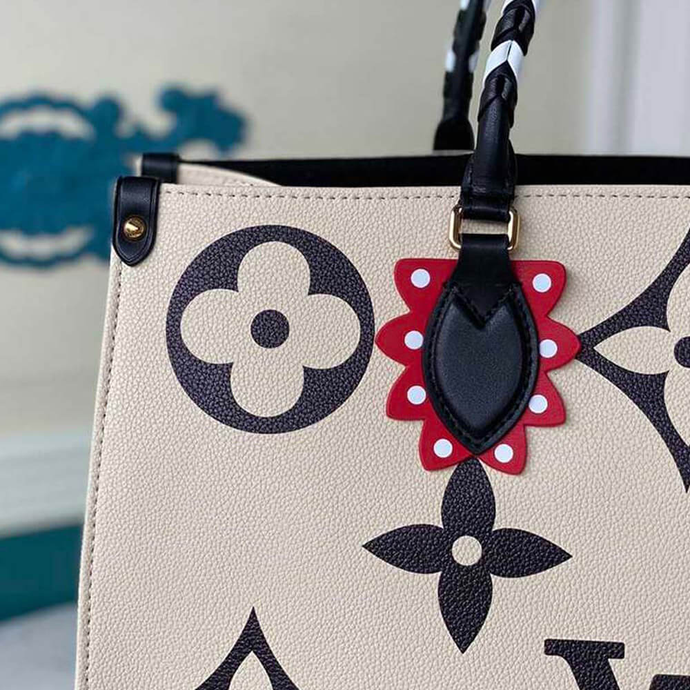 Louis Vuitton CRAFTY ONTHEGO GM - Image 7