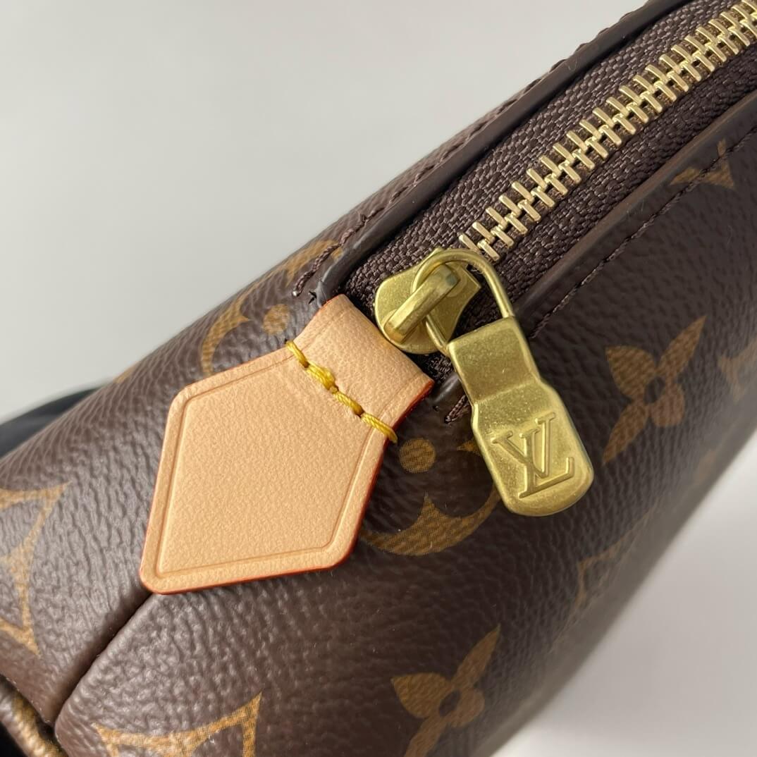 LV Cosmetic Pouch MM - Image 7