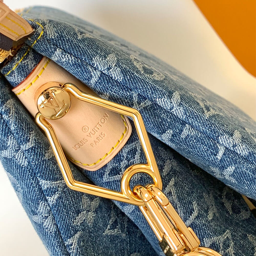 LV Coussin PM - Image 7