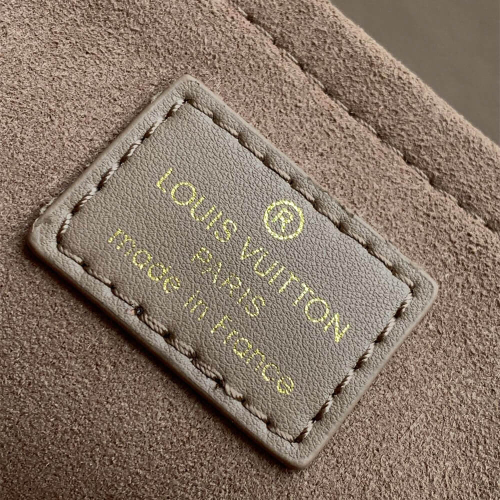 LV New Wave Chain Bag GM - Image 7