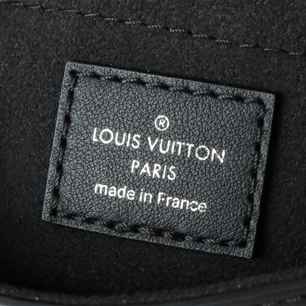 LV Camera Box Vibe - Image 7