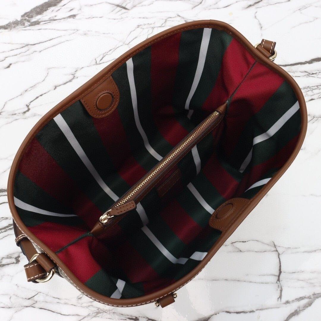 GG Emblem small shoulder bag - Image 8