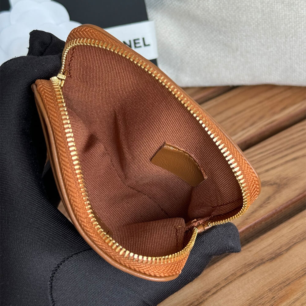 CHANEL 19 Zipped Coin Purse - Image 8