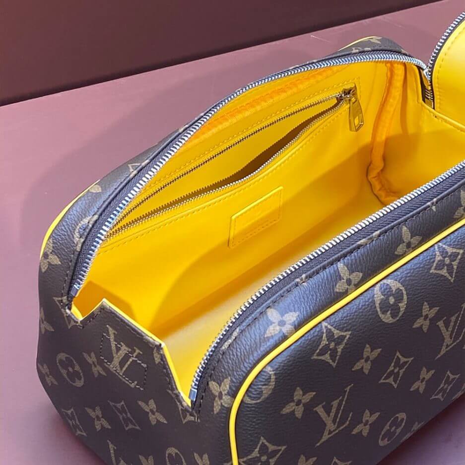 LV Dopp Kit - Image 8