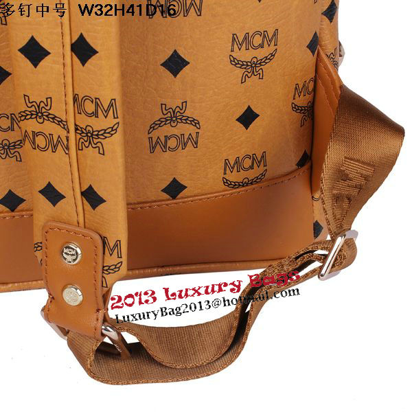MCM Medium Stark Front Studs Backpack MC4238 Wheat MCM Medium Stark Front Studs Backpack MC4238 Wheat