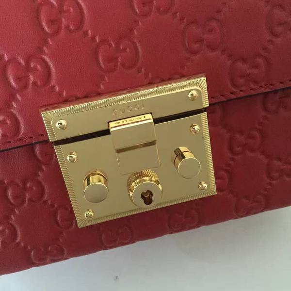 Gucci Padlock Gucci Signature Mini Shoulder Bag 409487A Red Gucci Padlock Gucci Signature Mini Shoulder Bag 409487A Red
