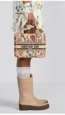 MEDIUM LADY D-LITE BAG Natural Multicolor Raffia Embroidered with Dior Petites Fleurs M0565OE MEDIUM LADY D-LITE BAG Natural Multicolor Raffia Embroidered with Dior Petites Fleurs M0565OE