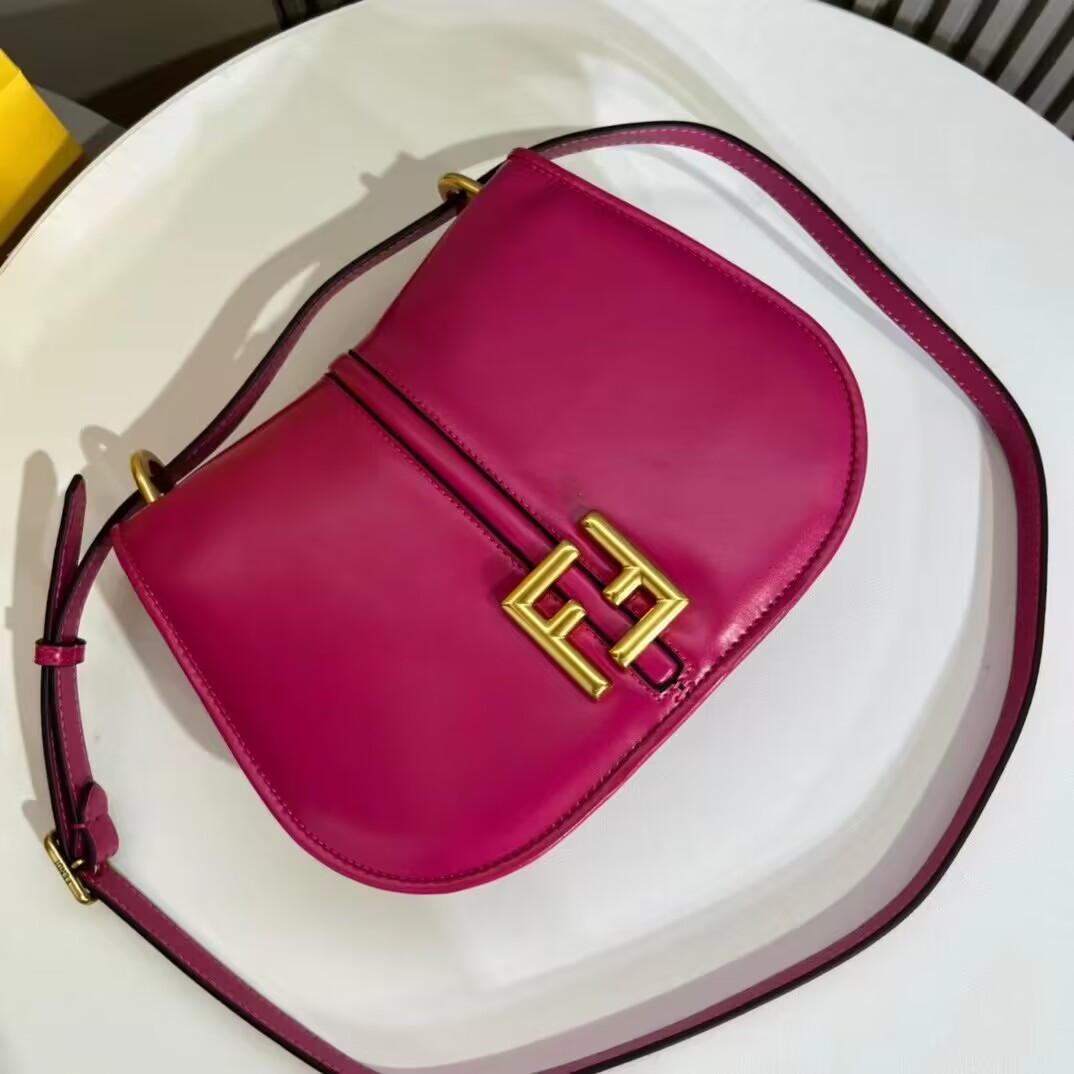 Fendi C mon Medium 8BT366 Fuchsia Fendi C mon Medium 8BT366 Fuchsia