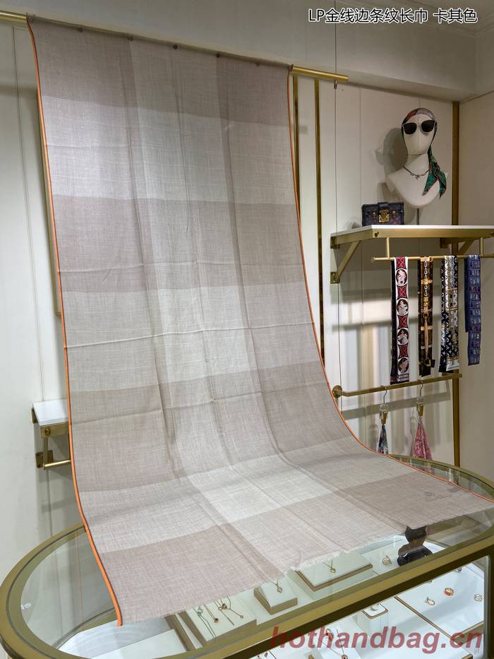 Loro Piana Scarf LPC00012 Loro Piana Scarf LPC00012
