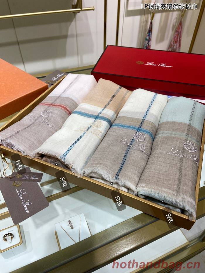 Loro Piana Scarf LPC00015 Loro Piana Scarf LPC00015
