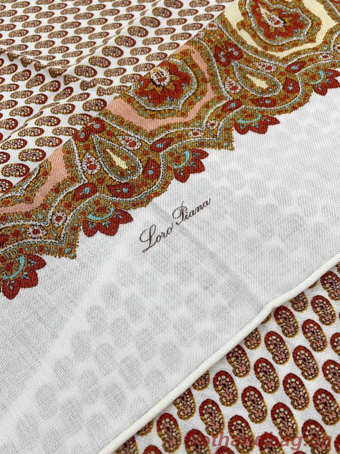 Loro Piana Scarf LPC00022 Loro Piana Scarf LPC00022