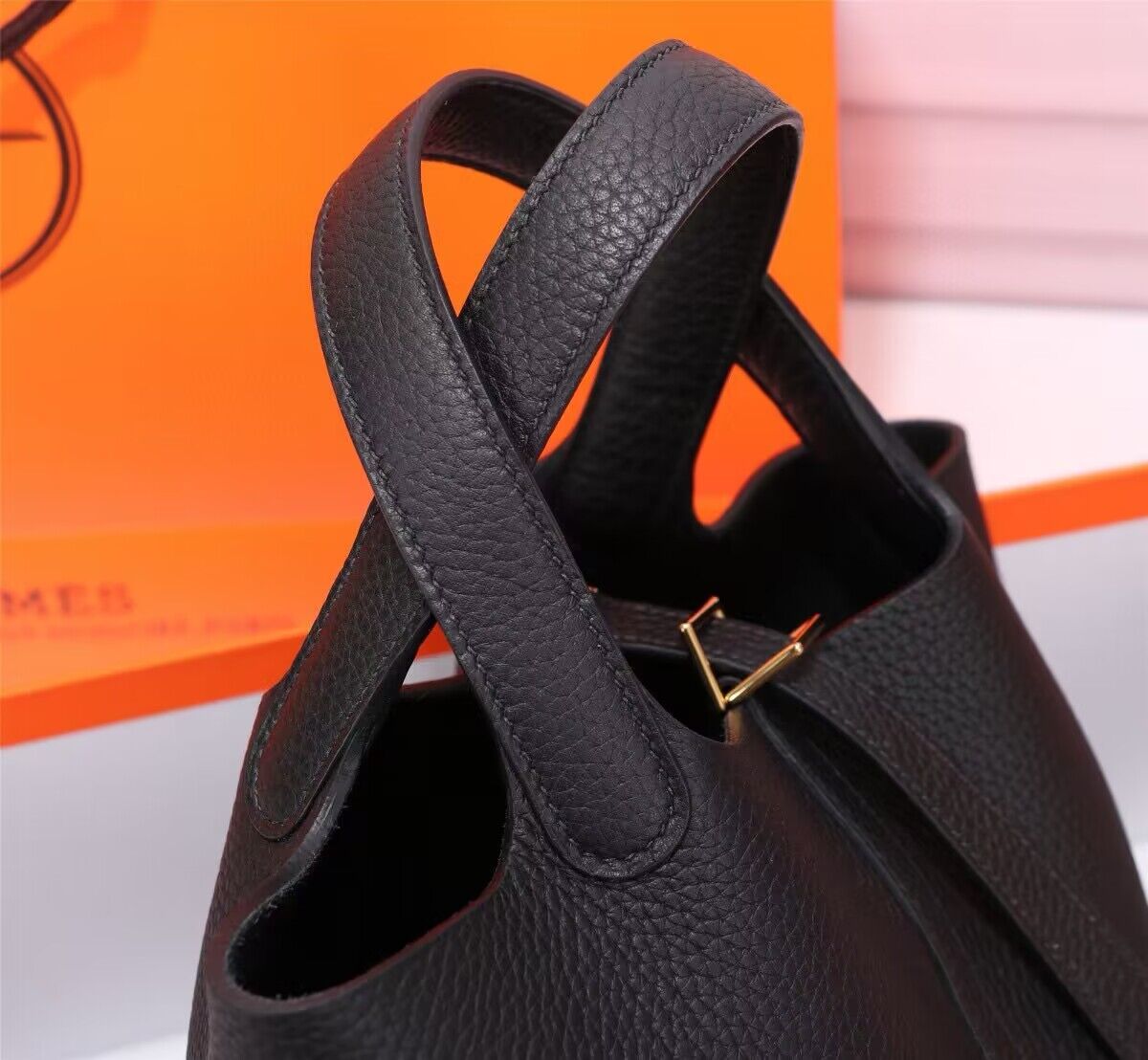 Hermes Picotin Lock Bags Original togo Leather PL3388 Black Gold-Tone Hermes Picotin Lock Bags Original togo Leather PL3388 Black Gold-Tone