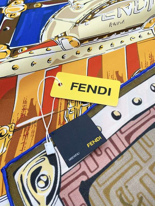 Fendi Scarf FDC00112 Fendi Scarf FDC00112