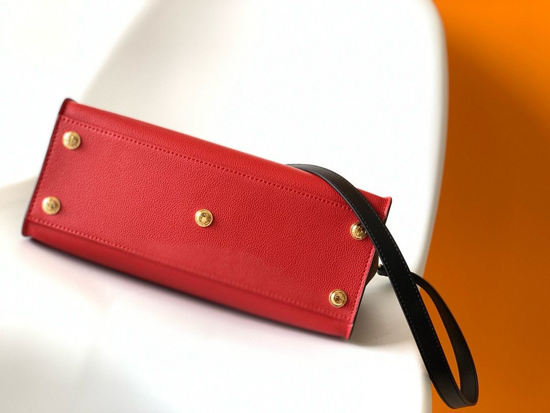 Louis Vuitton Original ON MY SIDE M53823 Red Louis Vuitton Original ON MY SIDE M53823 Red