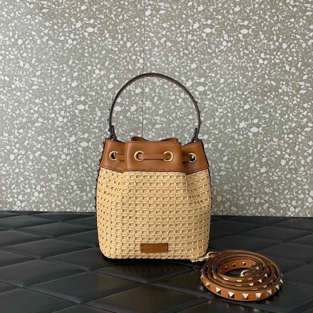 VALENTINO VLOGO SIGNATURE RAFFIA Mini Bucket Bag 03191 brown VALENTINO VLOGO SIGNATURE RAFFIA Mini Bucket Bag 03191 brown