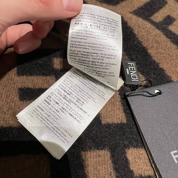 Fendi Scarf FDC00120 Fendi Scarf FDC00120