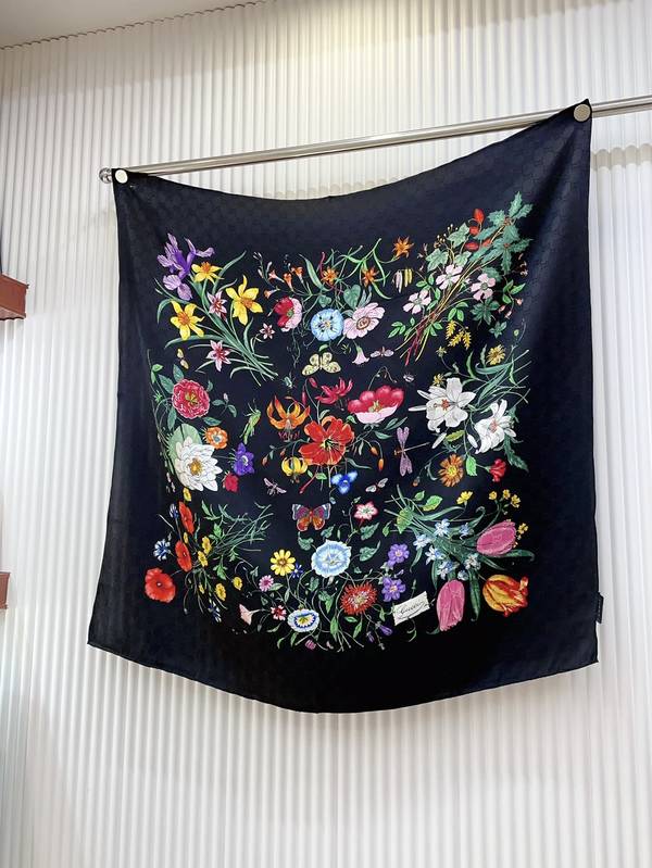 Gucci Scarf GUC00366 Gucci Scarf GUC00366