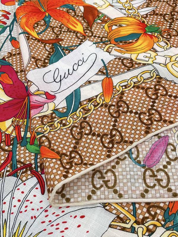 Gucci Scarf GUC00379 Gucci Scarf GUC00379