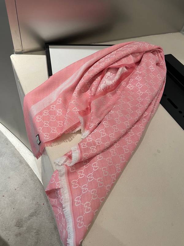 Gucci Scarf GUC00389 Gucci Scarf GUC00389