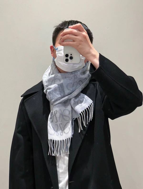 Loewe Scarf LOC00061 Loewe Scarf LOC00061