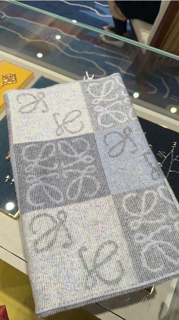 Loewe Scarf LOC00061 Loewe Scarf LOC00061