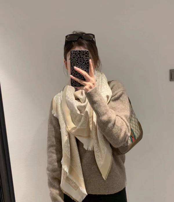 Loewe Scarf LOC00066 Loewe Scarf LOC00066