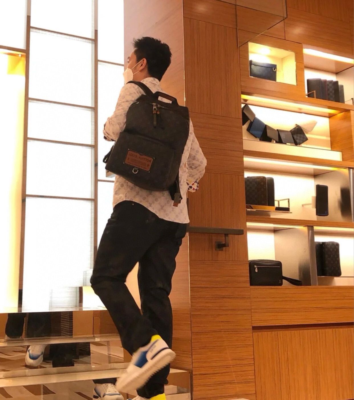 Louis Vuitton Monogram Eclipse Backpack 17723 Louis Vuitton Monogram Eclipse Backpack 17723