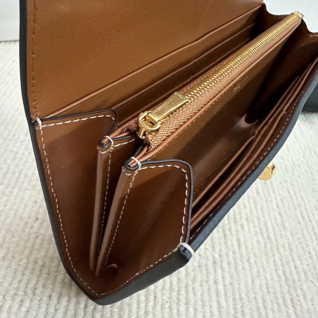 Celine LARGE WALLET TRIOMPHE IN SHINY CALFSKIN 10M033 TAN