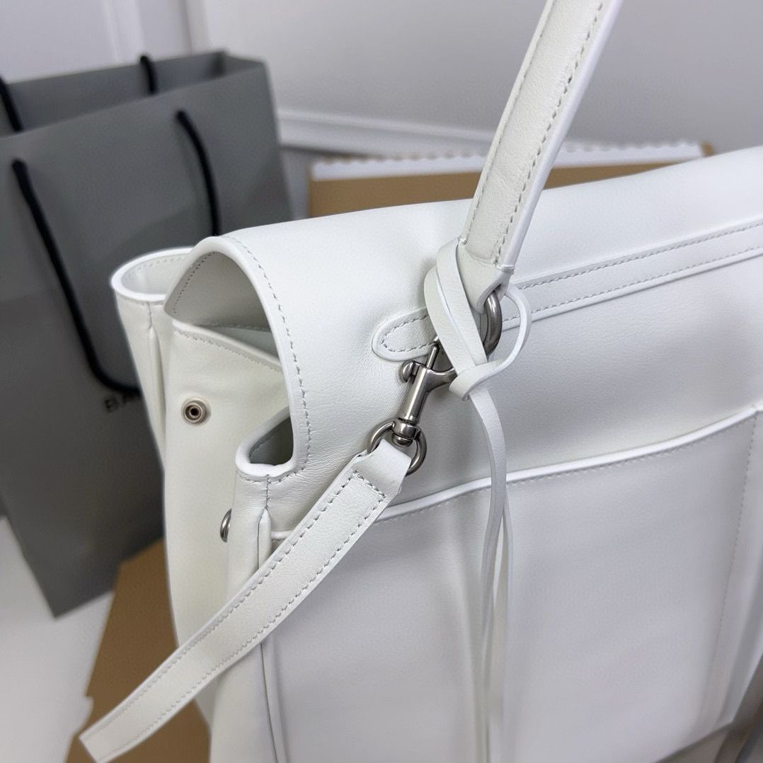 Balenciaga Rodeo Handbag Large smooth calfskin 795459 White Balenciaga Rodeo Handbag Large smooth calfskin 795459 White