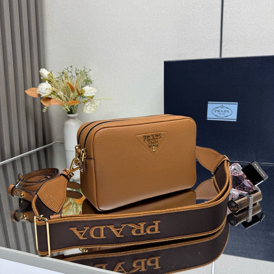 Prada Leather bag with shoulder strap 1BH082 Brown Prada Leather bag with shoulder strap 1BH082 Brown