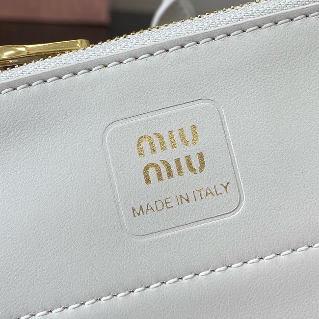 MIUMIU Leather basket 5BA294 white