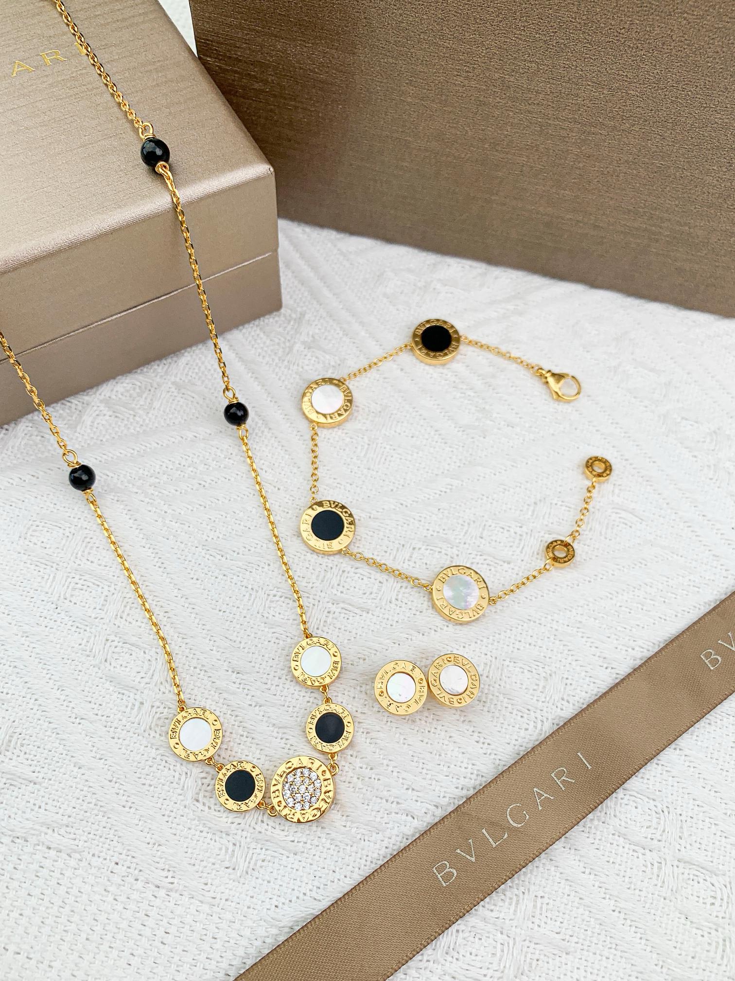 BVLGARI necklace&Bracelet&Earring CE81082