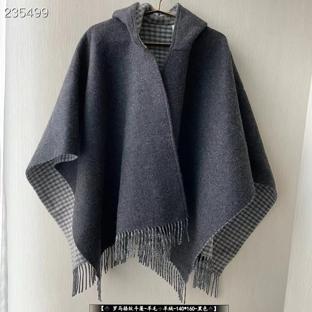 Fendi Cape Double-sided cashmere FDC35920